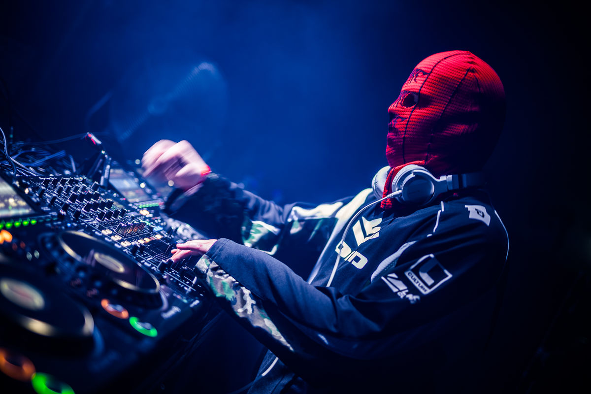 Loading... just a sec